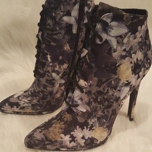 BRAND NEW Floral Booties